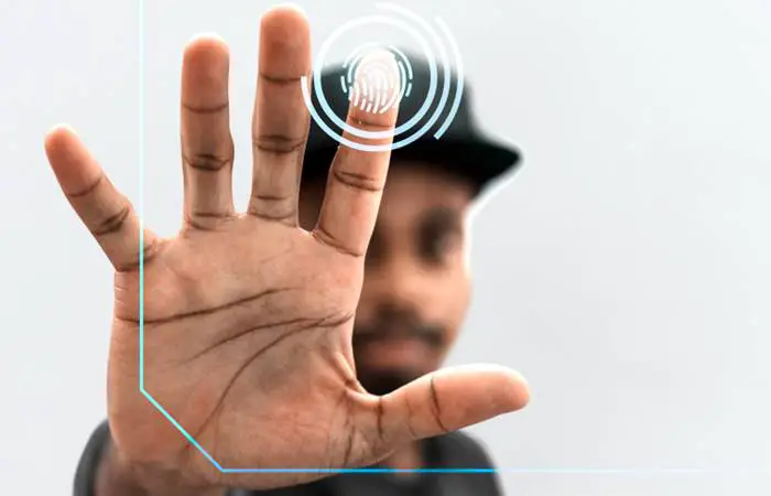advantages of biometrics