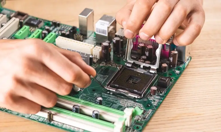 7 Fundamental Parts of a Computer Explained: Central Processing Unit (CPU)