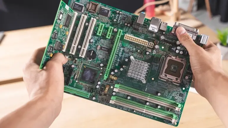 7 Fundamental Parts of a Computer Explained: motherboard, or mainboard