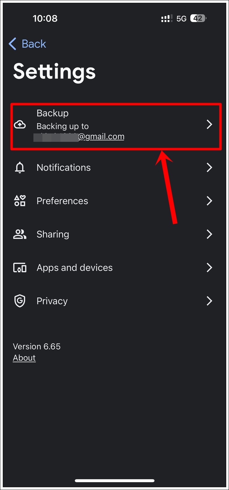 This image shows a screenshot of the Google Photos Settings page on an iPhone with the 
