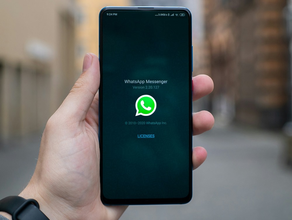 What is WhatsApp Chat Lock and How to Use It? [Android/iPhone]