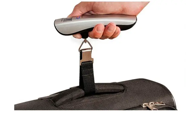 Make Your Packing Easier With The Dunheger Digital Luggage Scale