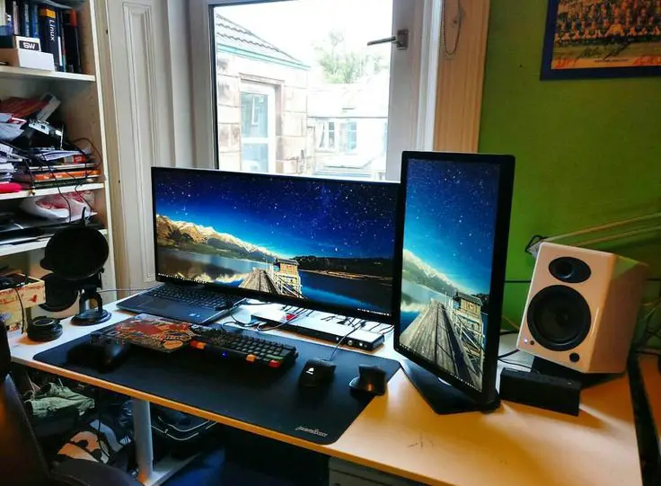 gaming desk