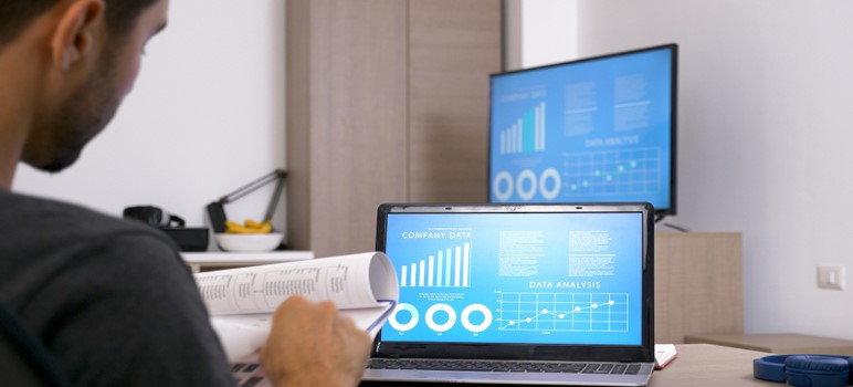how to use laptop as monitor