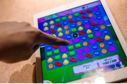 Candy Crush: Tips to Keep The Game from Crushing You