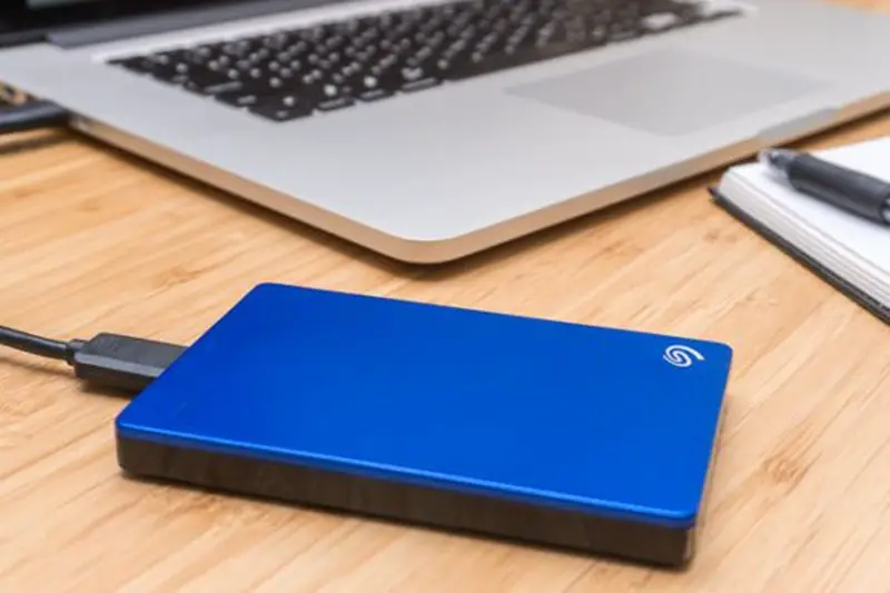 5 Reasons Why Everyone Should Have External Hard Drives