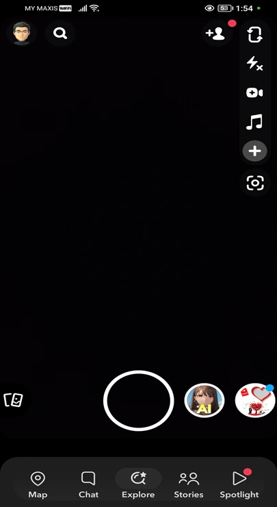Snapchat camera screen: First screen you'll see when you open the app