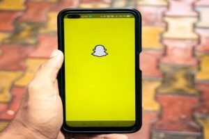How to Create and Send Snaps on Snapchat