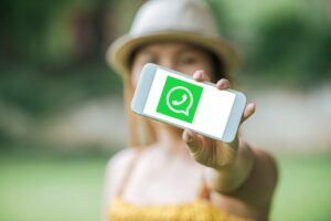 How to Hide Your WhatsApp Profile Picture from Specific Contacts