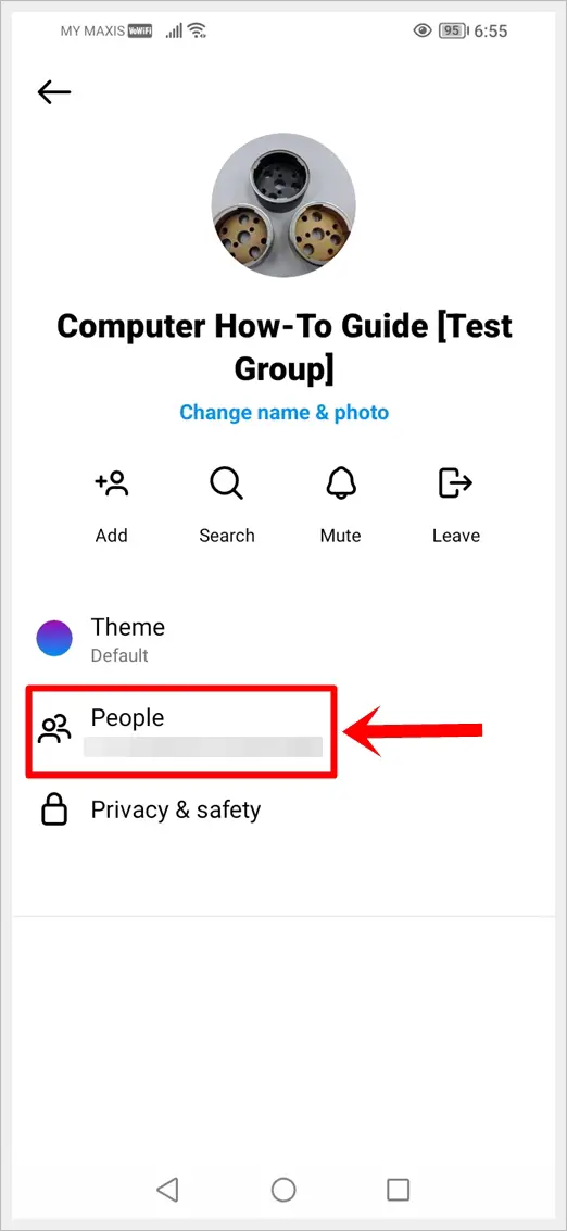 This image displays an Instagram group chat info screen. The "People" Icon is highlighted.