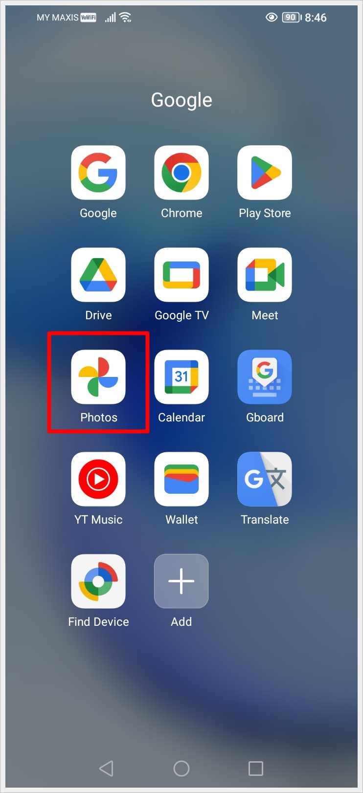 This image shows a screenshot of an Android phone with the 'Google Photos' app icon highlighted.